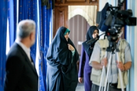 انتقاد از بازنمایی چهره غیرواقعی زن ایرانی در رسانه&zwnj;ها